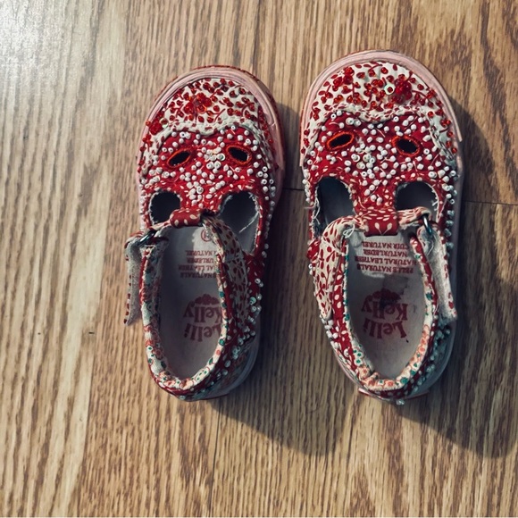 Lilli Kelly Pink Flower Embellished Tennis Shoes Velcro Strap Size 2 M - Picture 5 of 16